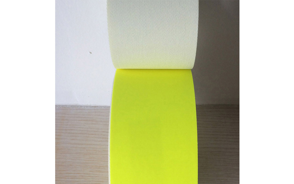 Fluorescent yellow flame retardant reflective cloth